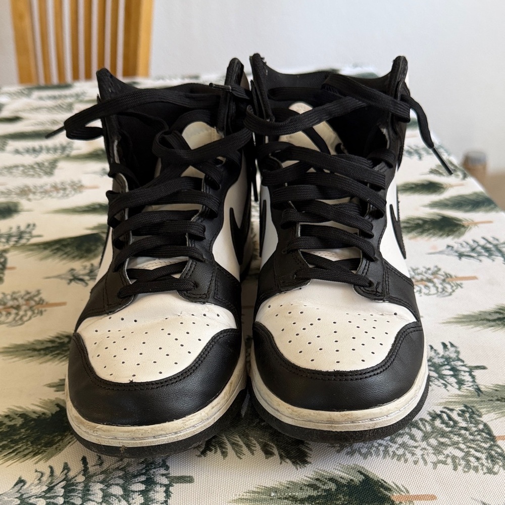 Nike Dunk High Retro Shoes